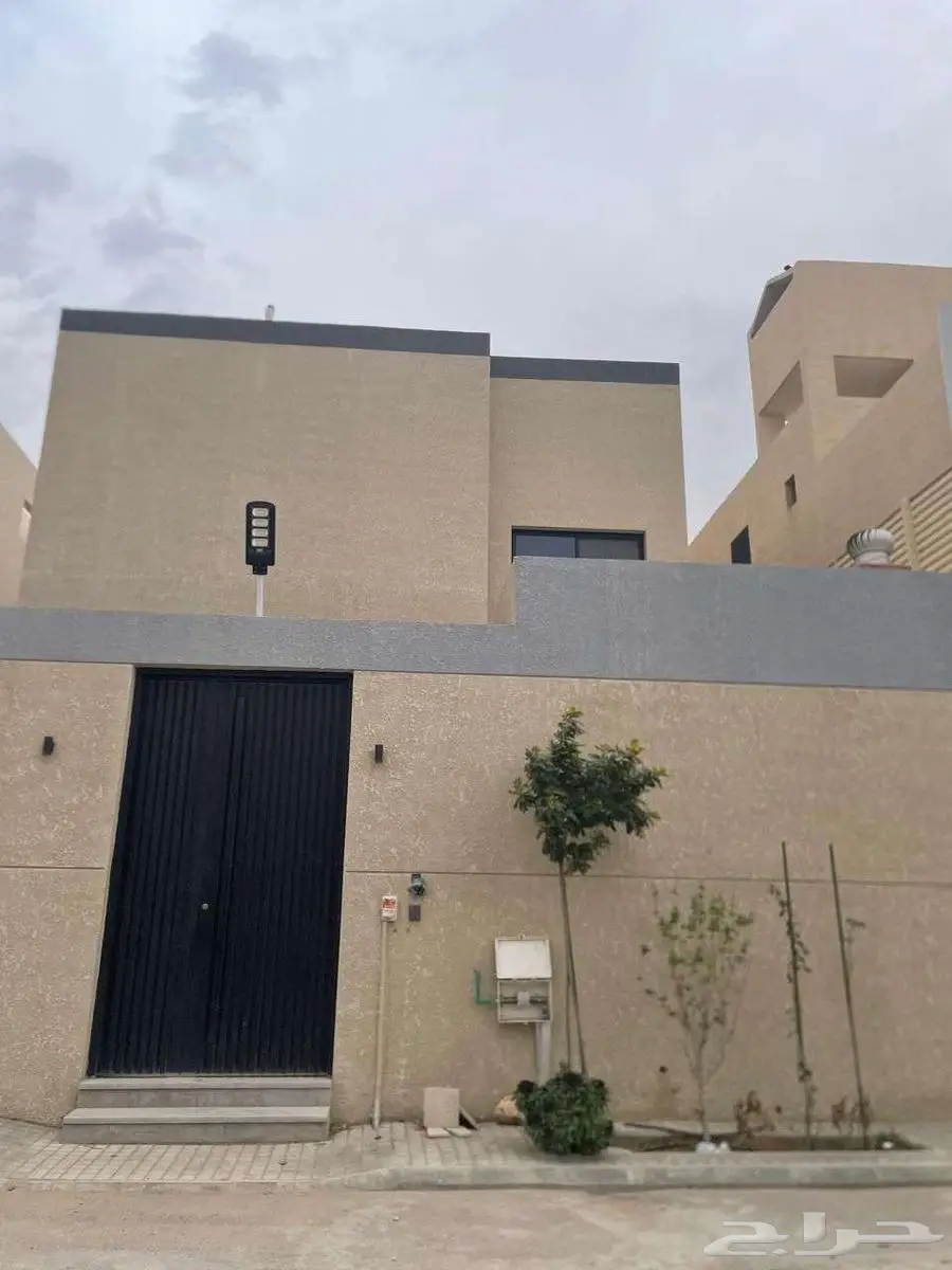 للإيجار فيلا 3 أدوار في الرياض حي النرجس   عرض رقم H880 0