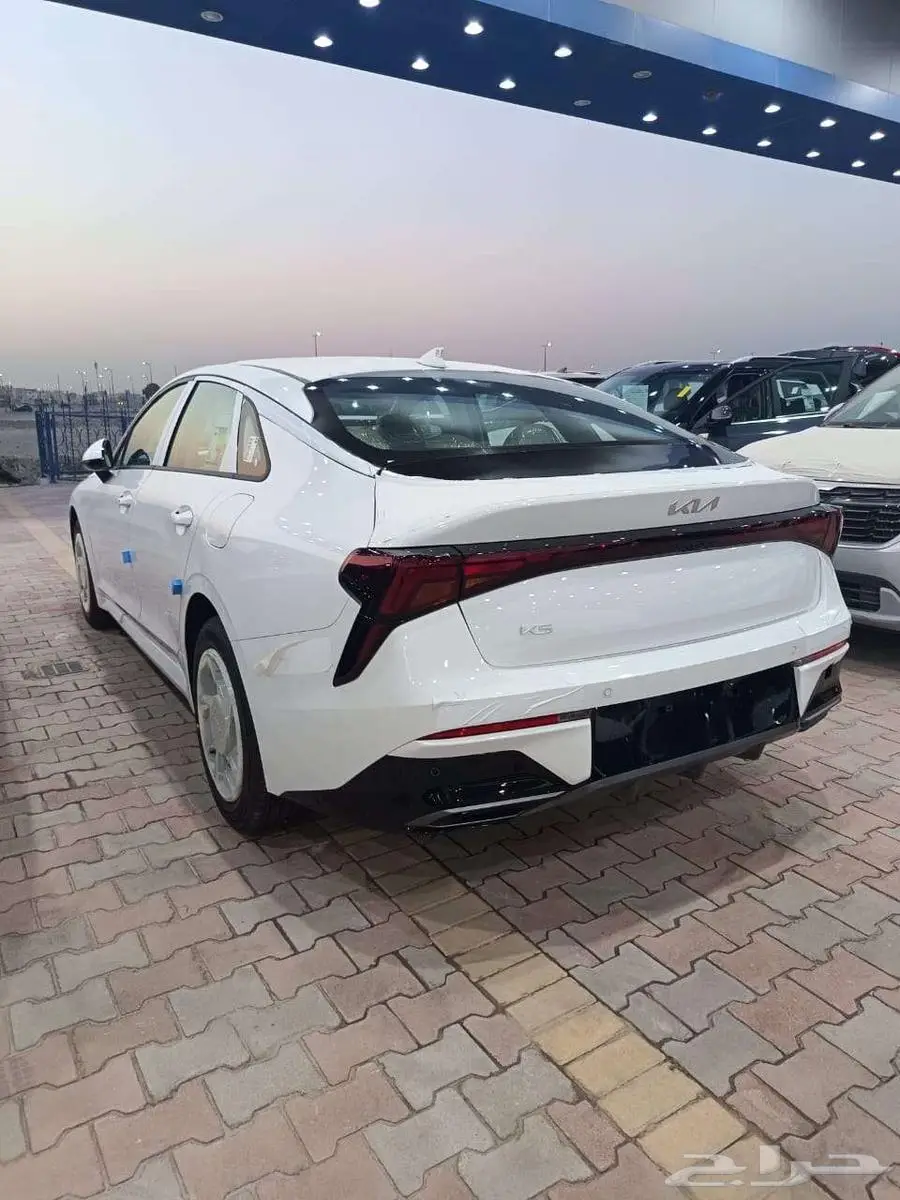 كيا K5 ستاندر مطور 2025 جديد (تشغيل عن بعد ) 12
