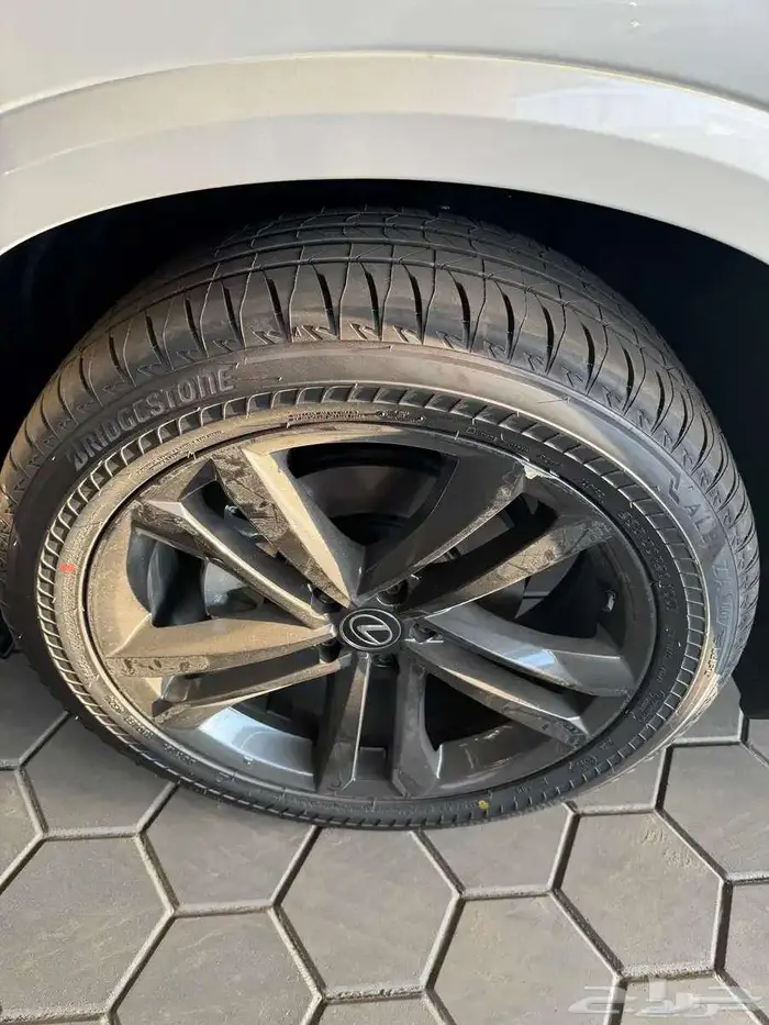 لكزس NX350AA موديل 2025 4