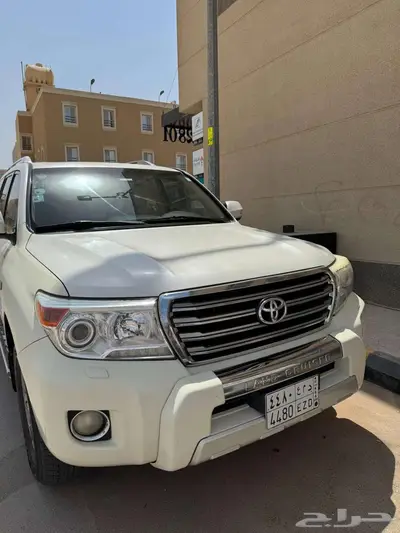 لاند كروزر جي أكس أر 2015 V8 3