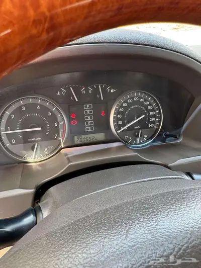 لاند كروزر جي أكس أر 2015 V8 11