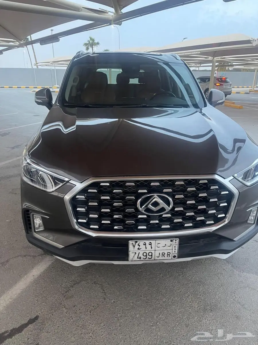 جيب ماكسيس D90 فل كامل دبل بنزين 7 مقاعد 2022 9