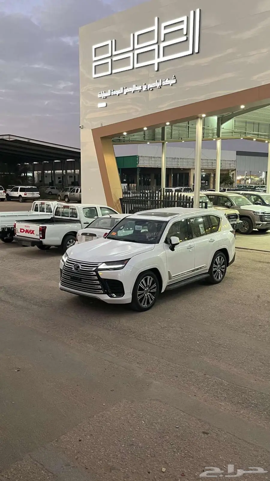 لكزس LX600 BB بنزين 2025 - عروض 50 50 5