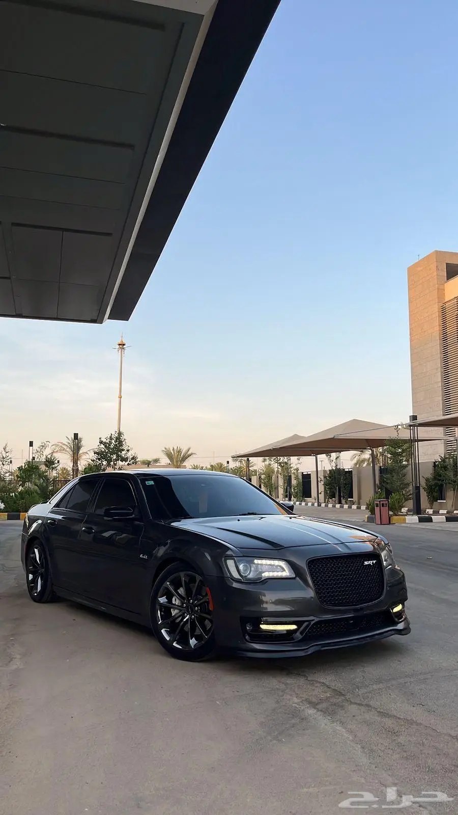 كرايسلر SRT 2016 6.4بلاك اديشن 11