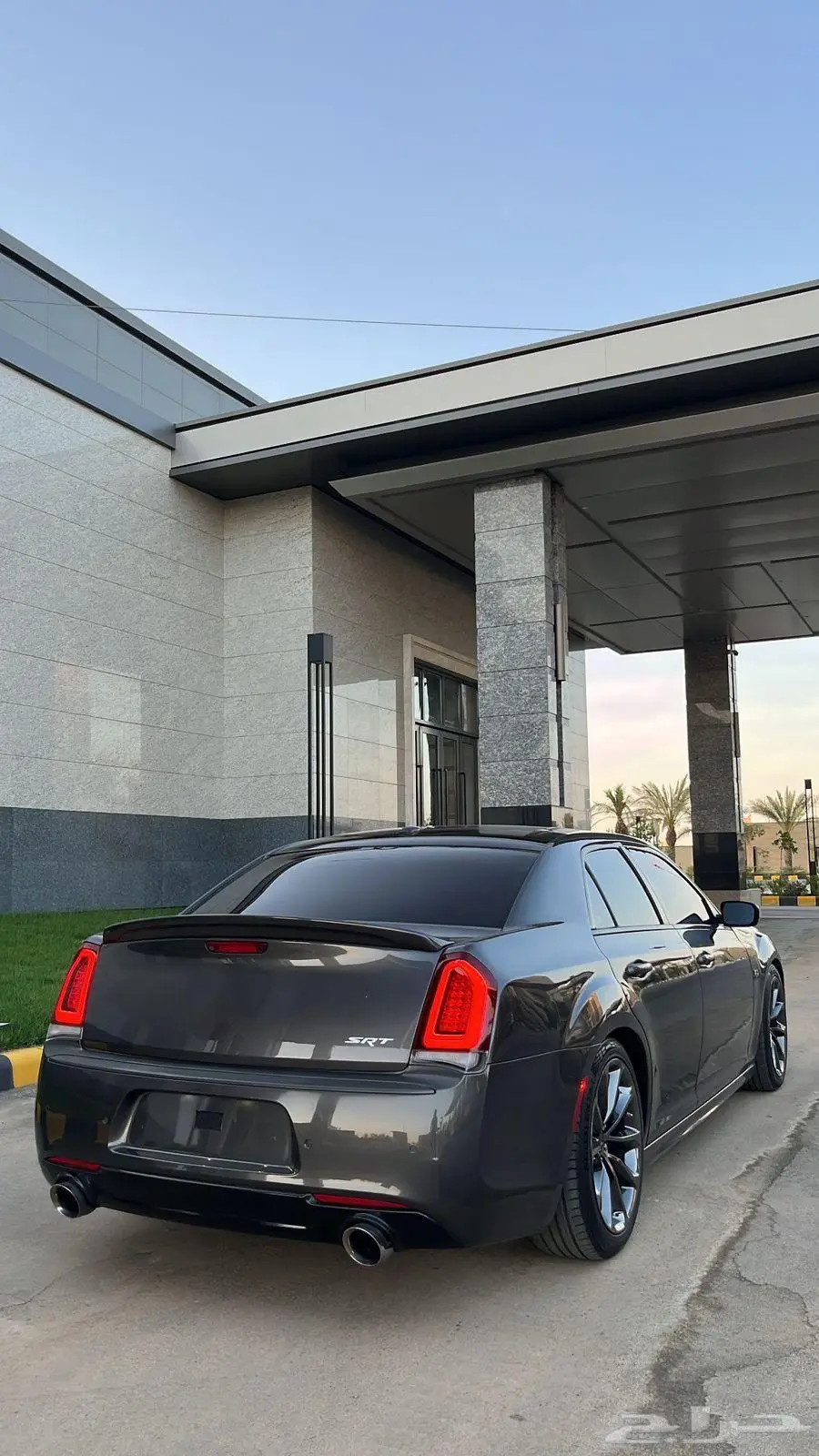 كرايسلر SRT 2016 6.4بلاك اديشن 3