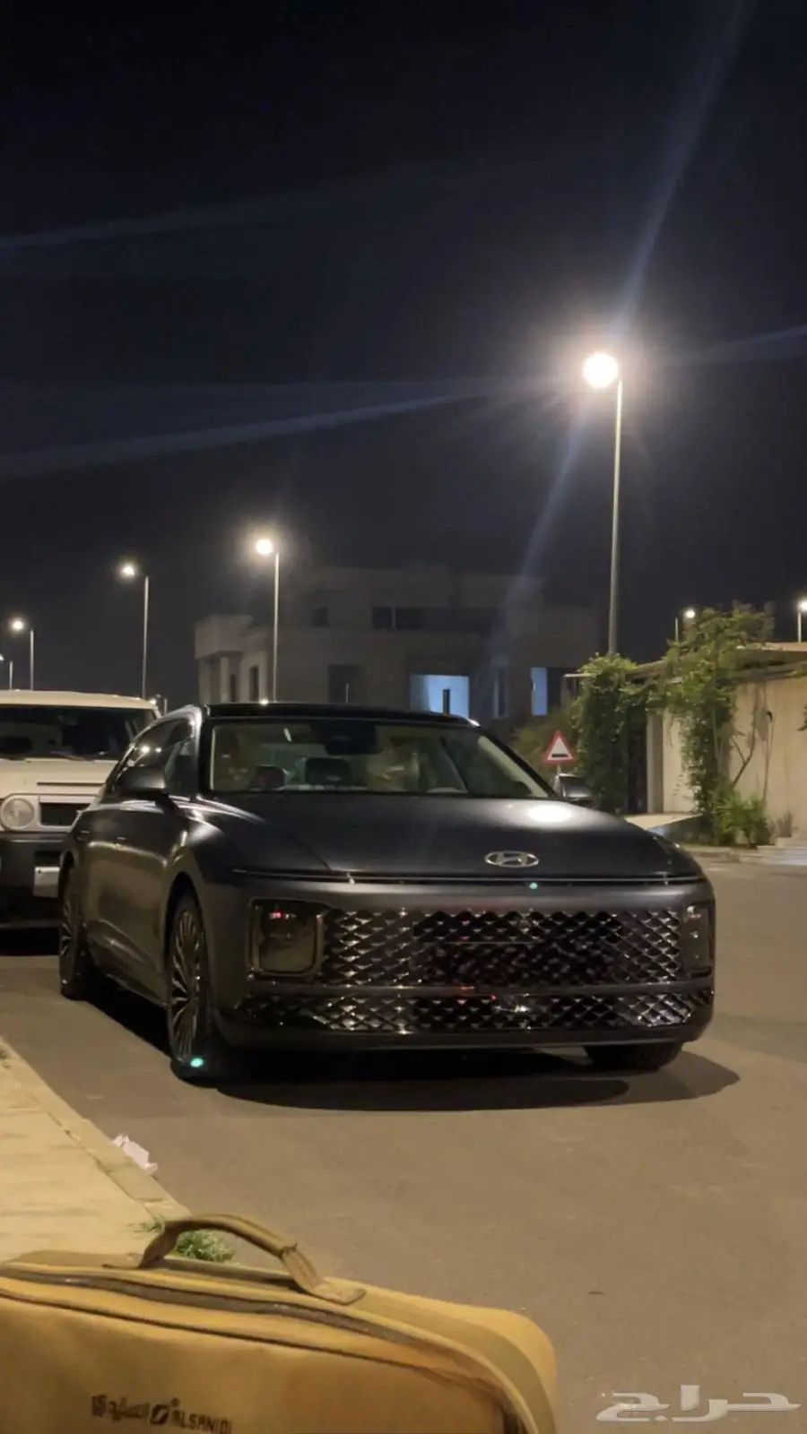 هيوانداي ازيرا كالتجرافي للبيع 3