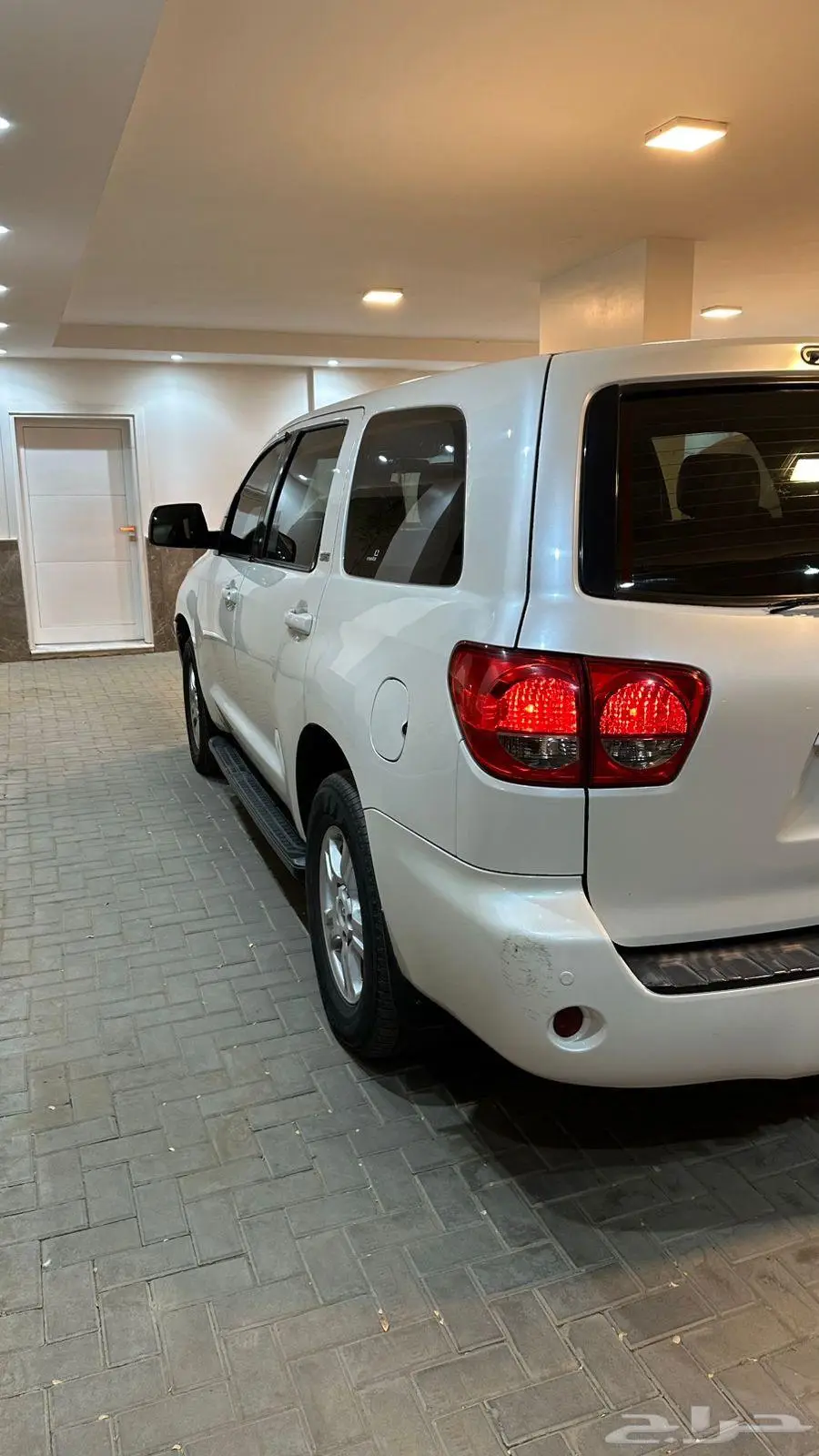 للبيع ساكويا 2015 SR5 6
