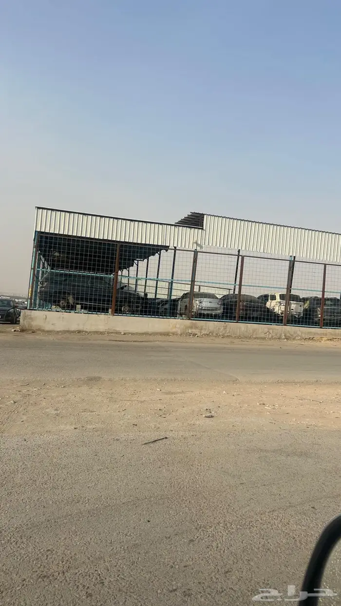 توفير وشحن قطع غيار تشليح الحاير 3