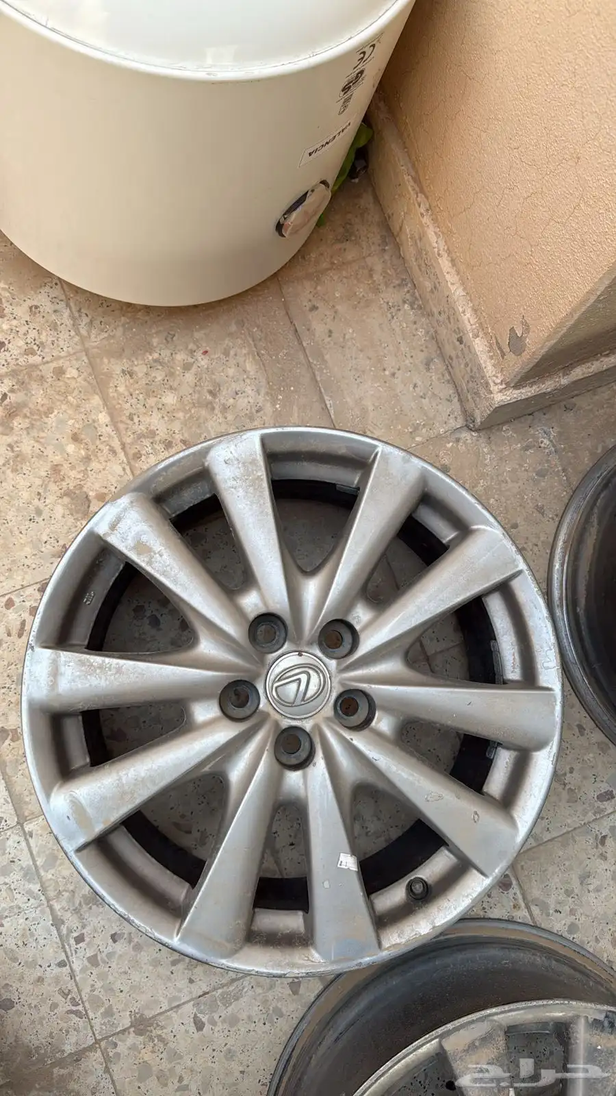جنوط GS350 من 2012 الى 2015 اصلي وكاله 2