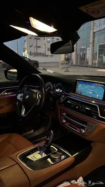 بي ام دبليو 740 2019 تم البيع 38