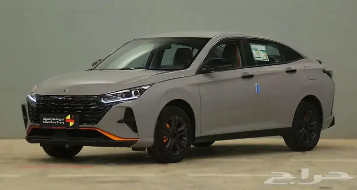 دونج فينج شاين E1 2025 بتصميم عصري وتقنيات متطورة 1