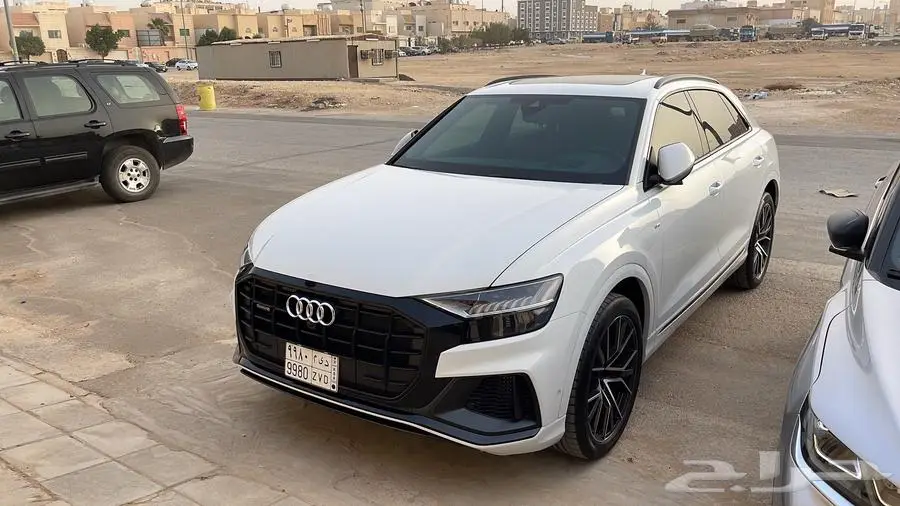 Audi Q8 2022 1