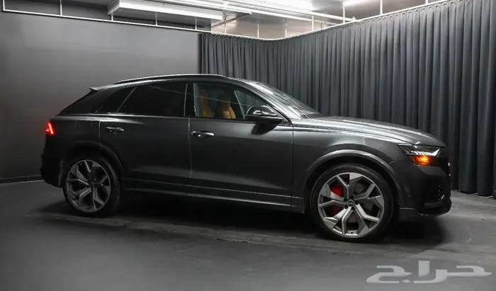 2023 Audi RS Q8 1