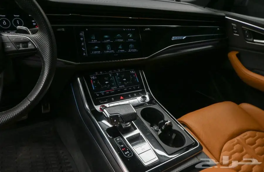 2023 Audi RS Q8 4