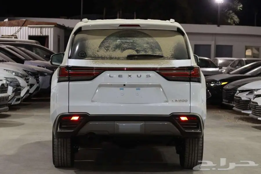 لكزس LX600 BB بنزين 2025 - عروض 50 50 8