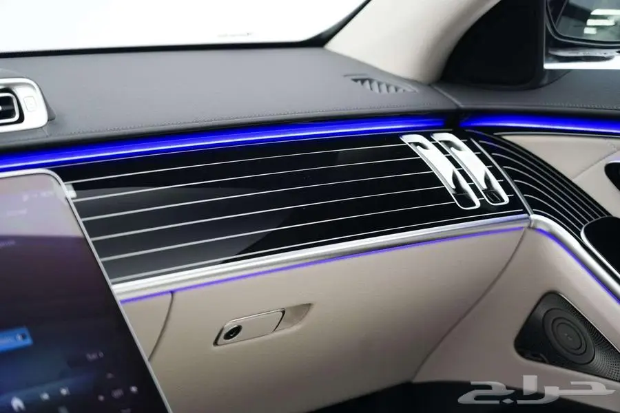 مرسيدس S 500 موديل 2025 أصفار خليجي رمادي فاتح أبيض 10