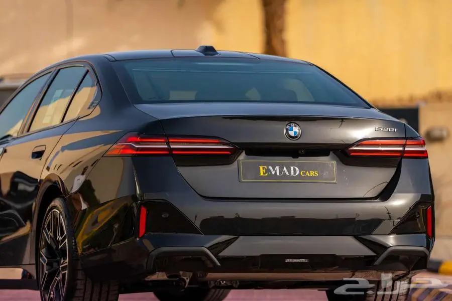 BMW 520 M KIT 2025 اسود خليجي زيرو 4