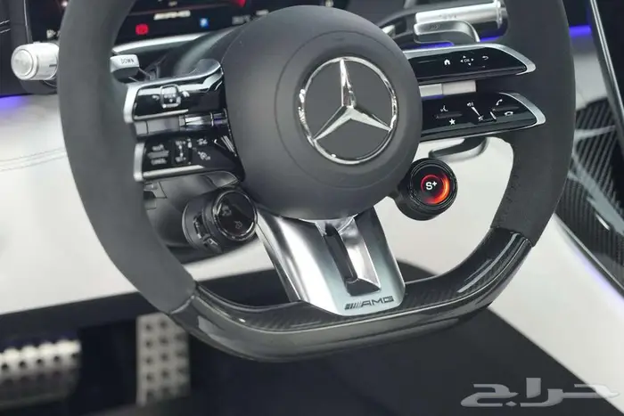 مرسيدس GT 43 AMG موديل 2025 أصفار خليجي أزرق أبيض كريستال 10