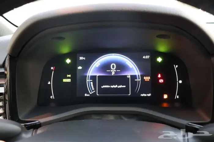 كامري LE هايبرد 2025 كاش وتقسيط تسليم فوري 8