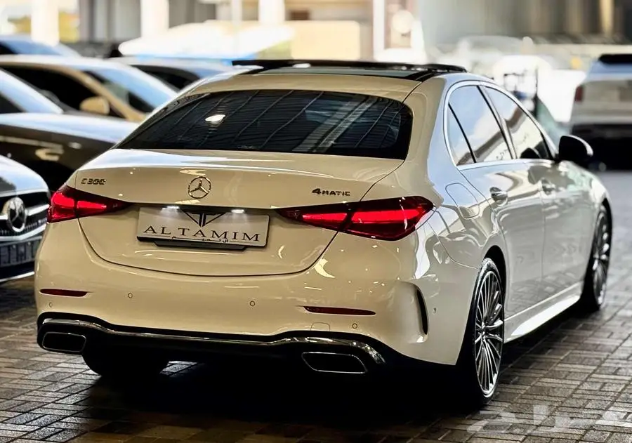 مرسيدس C300 AMG - 4MATIC موديل 2023 كاش او تمويل 4
