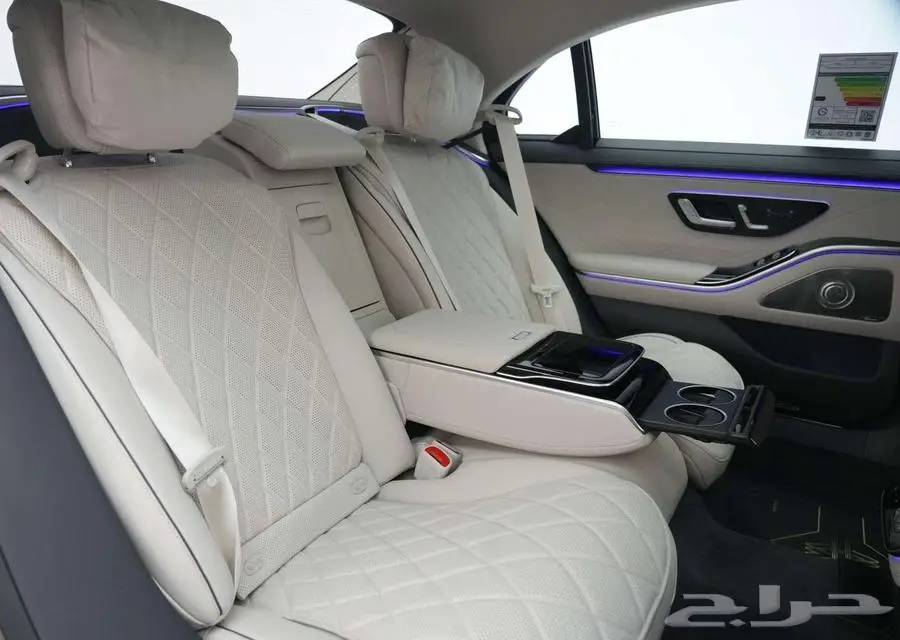 مرسيدس S 500 موديل 2025 أصفار خليجي رمادي فاتح أبيض 14