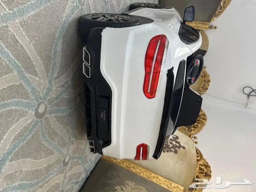سيارة أطفال مره نظيفه 0