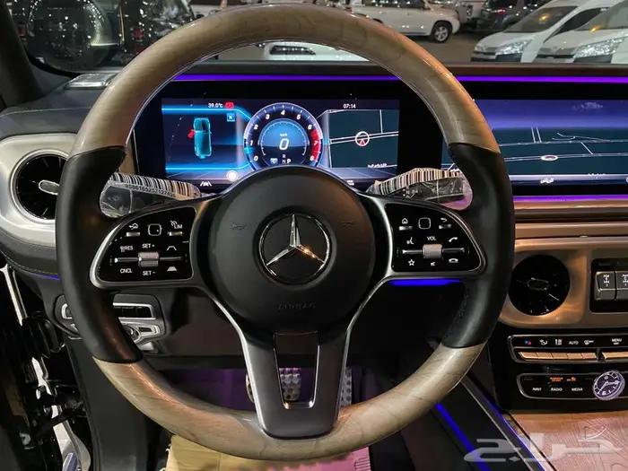 مرسيدس G500 موديل 2022 اسود ماشيه 46000كم 29