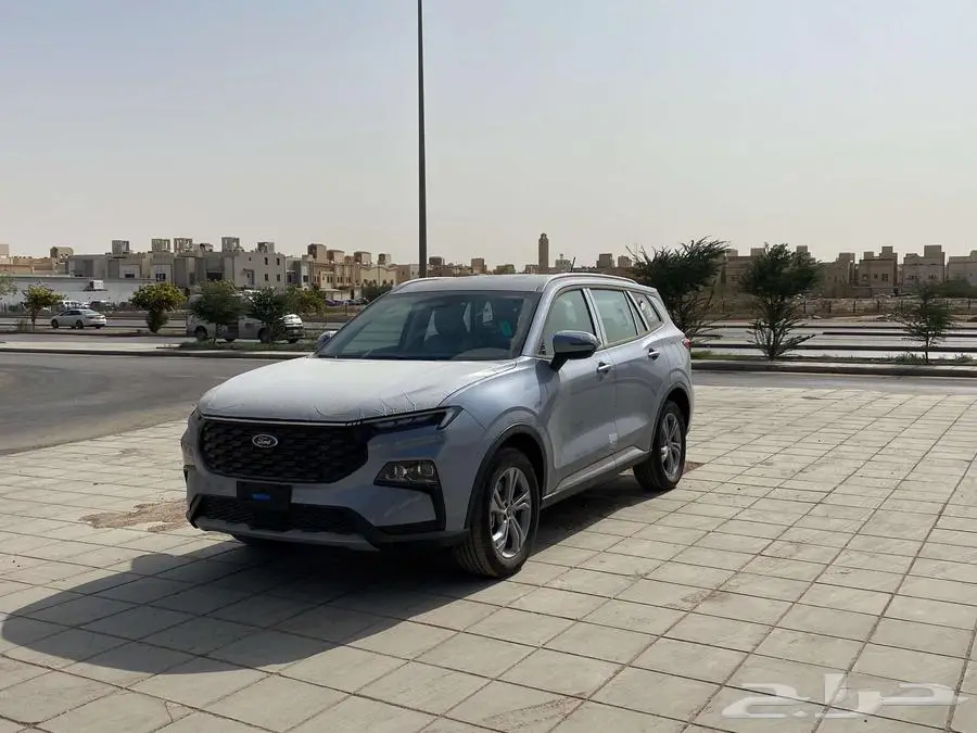 فورد تريتوري امبيانتي 2025 كاش - اقساط 10