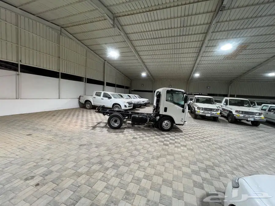 ايسوزو دينا 3.18 طن 2024 جديد 14