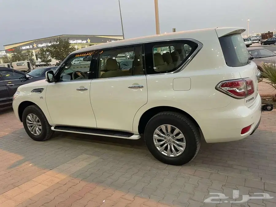 نيسان باترول SE-2 2015 3