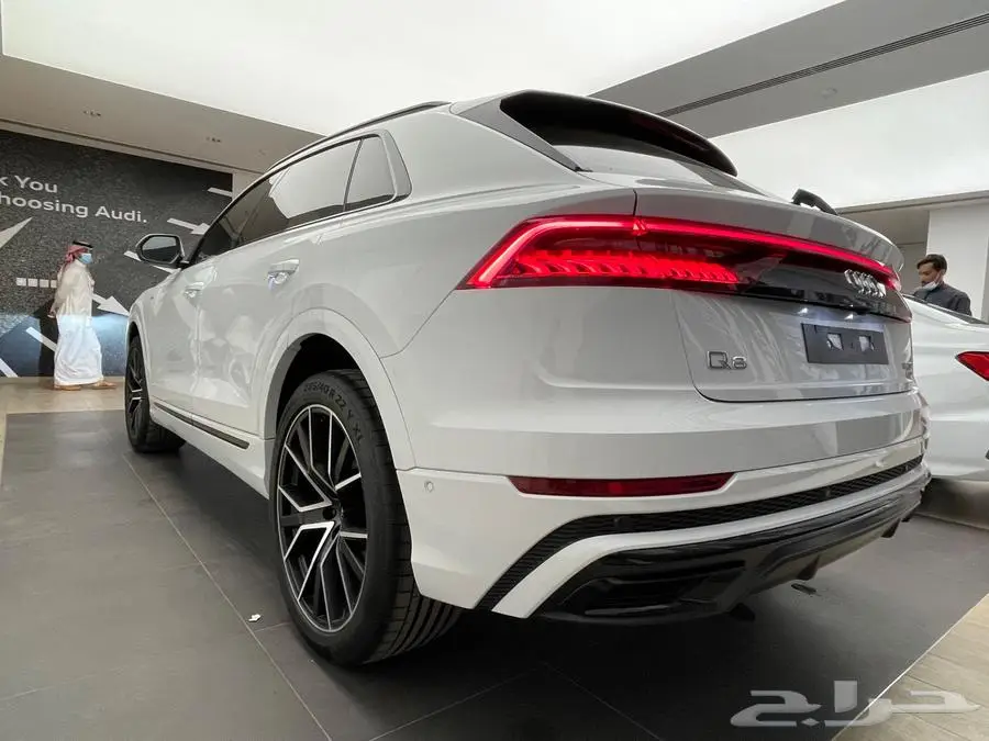 Audi Q8 2022 3