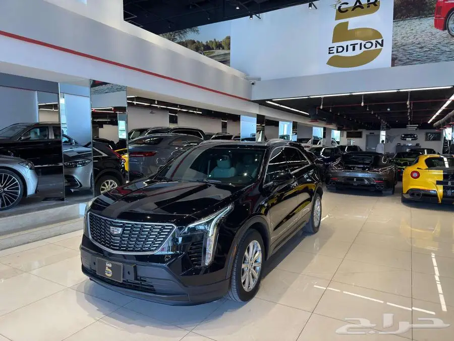 كاديلاك XT4 1