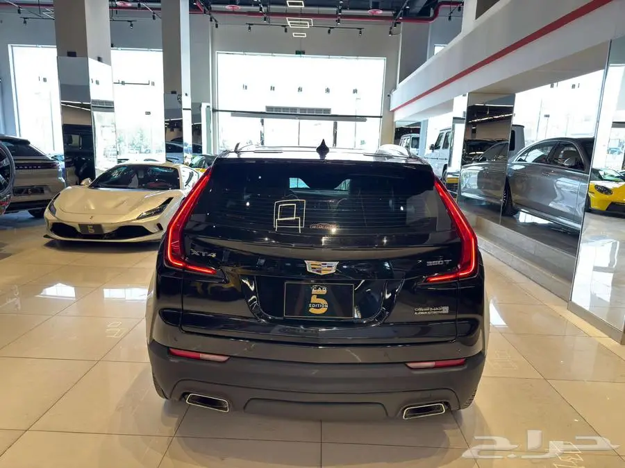 كاديلاك XT4 4