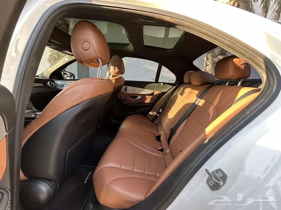 2020 مرسيدس Mercedes C300 9