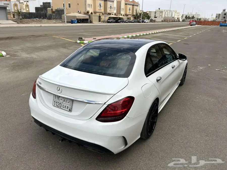 2020 مرسيدس Mercedes C300 2
