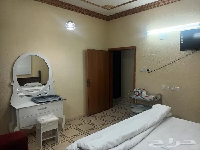 غرفة مفروشة مكيفة في أبها غرب حديقة المطار 0