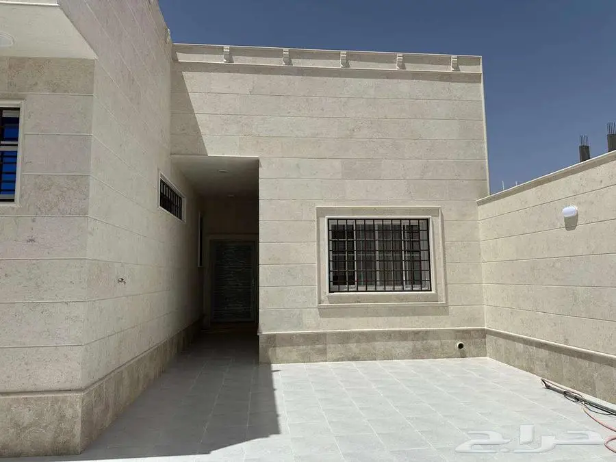 دور فاخر مخطط البركات حي قفار 700 الف index