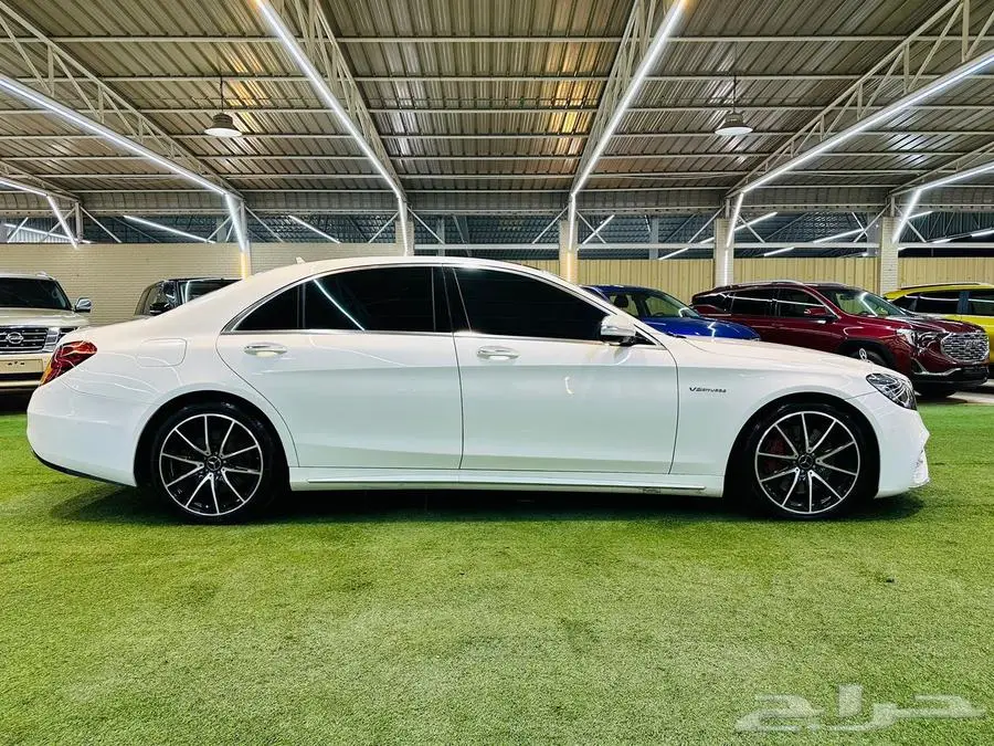 مرسيدس 550 S 2015 محدث من الخارج 2020 لوحات اماراتية 5