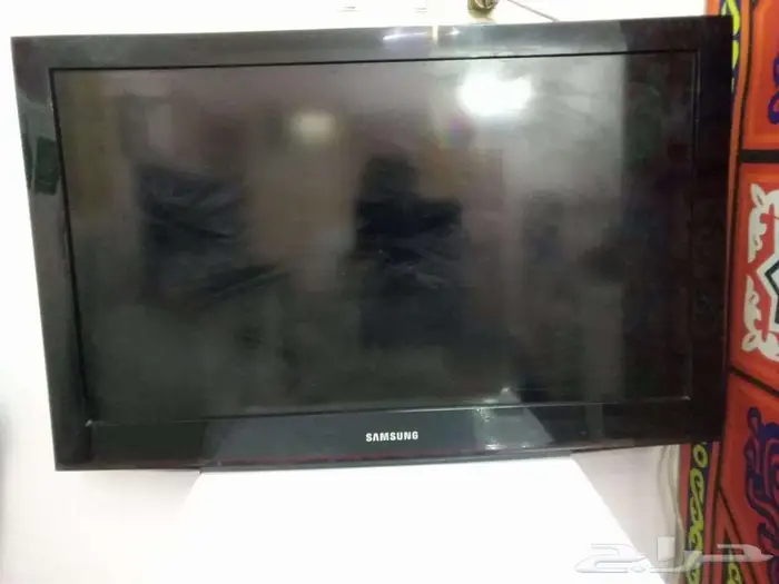 شاشة تلفزيون نوع سامسونج 2