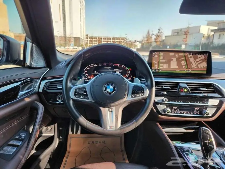 BMW M5 2022 - استيراد من كوريا مباشرة 6