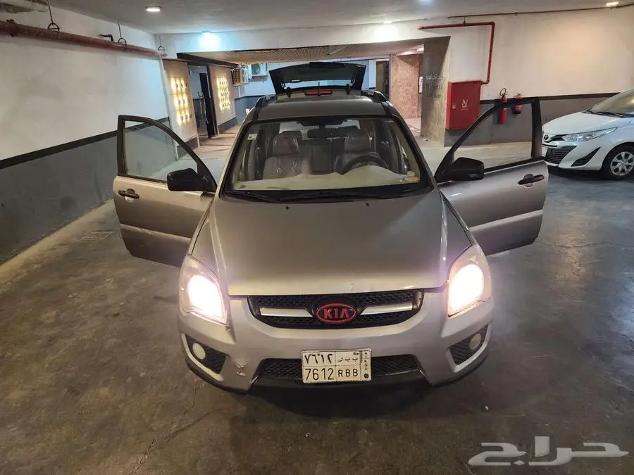 كيا سبورتاج 4X4 دبل للبيع بالدمام 13