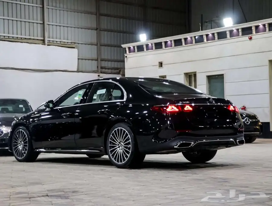 مرسيدس- E300 AMG - 2025 - 3شاشات (كاش -اقساط بنوك ) 13
