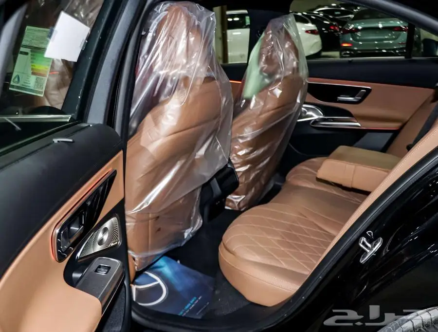 مرسيدس- E300 AMG - 2025 - 3شاشات (كاش -اقساط بنوك ) 9