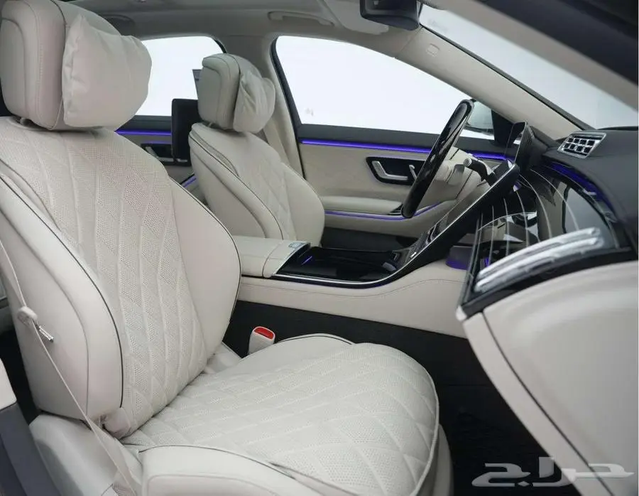 مرسيدس S 500 موديل 2025 أصفار خليجي رمادي فاتح أبيض 8