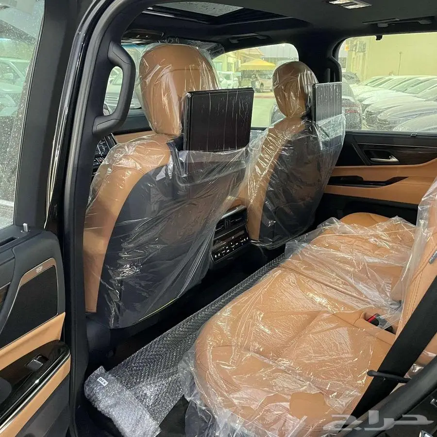 لكزس LX600 BB بنزين 2025 - عروض 50 50 18