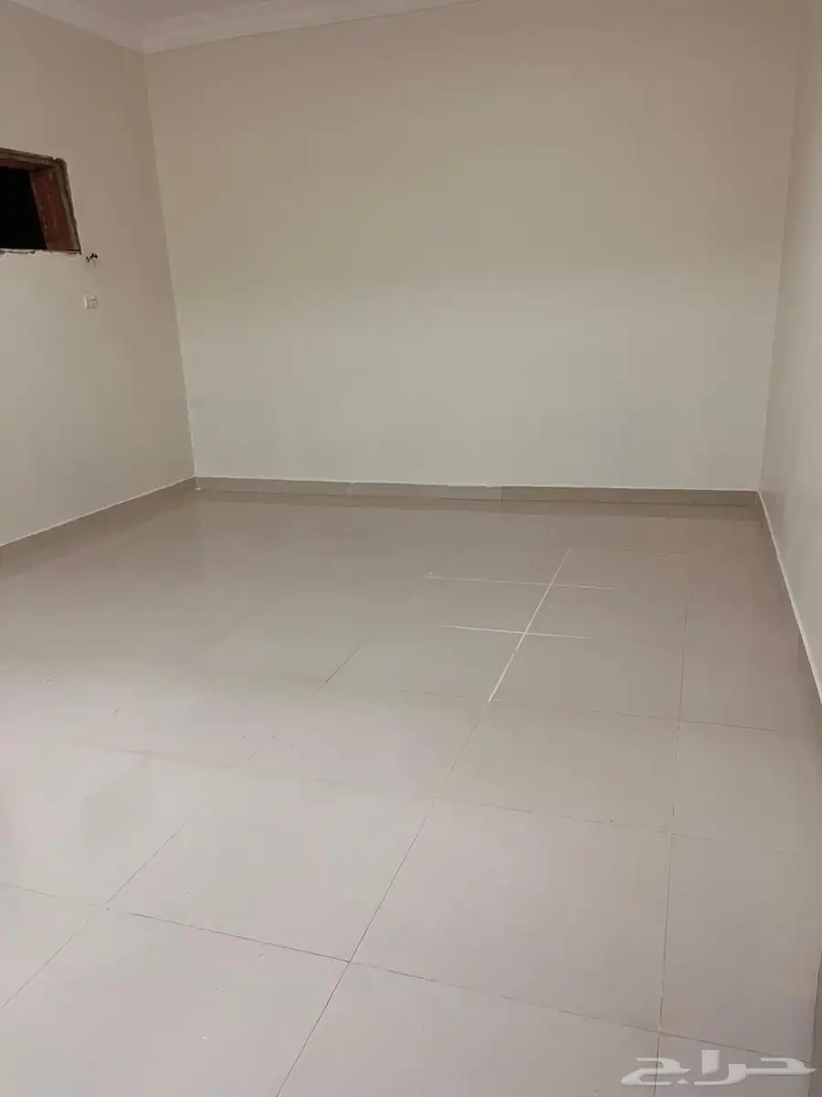 شقة للايجار حي الرمال 7