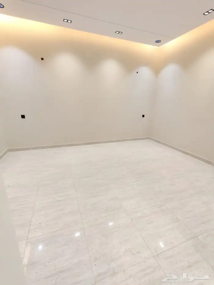 للبيع روف حى اليرموك موقع مميز 9