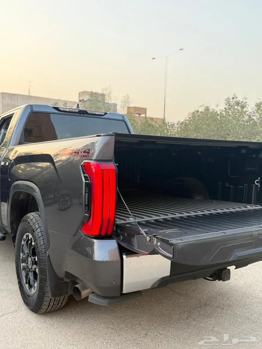 تويوتا تندرا لمتيد TRD موديل 2023 ( بحالة الجديد ) 26