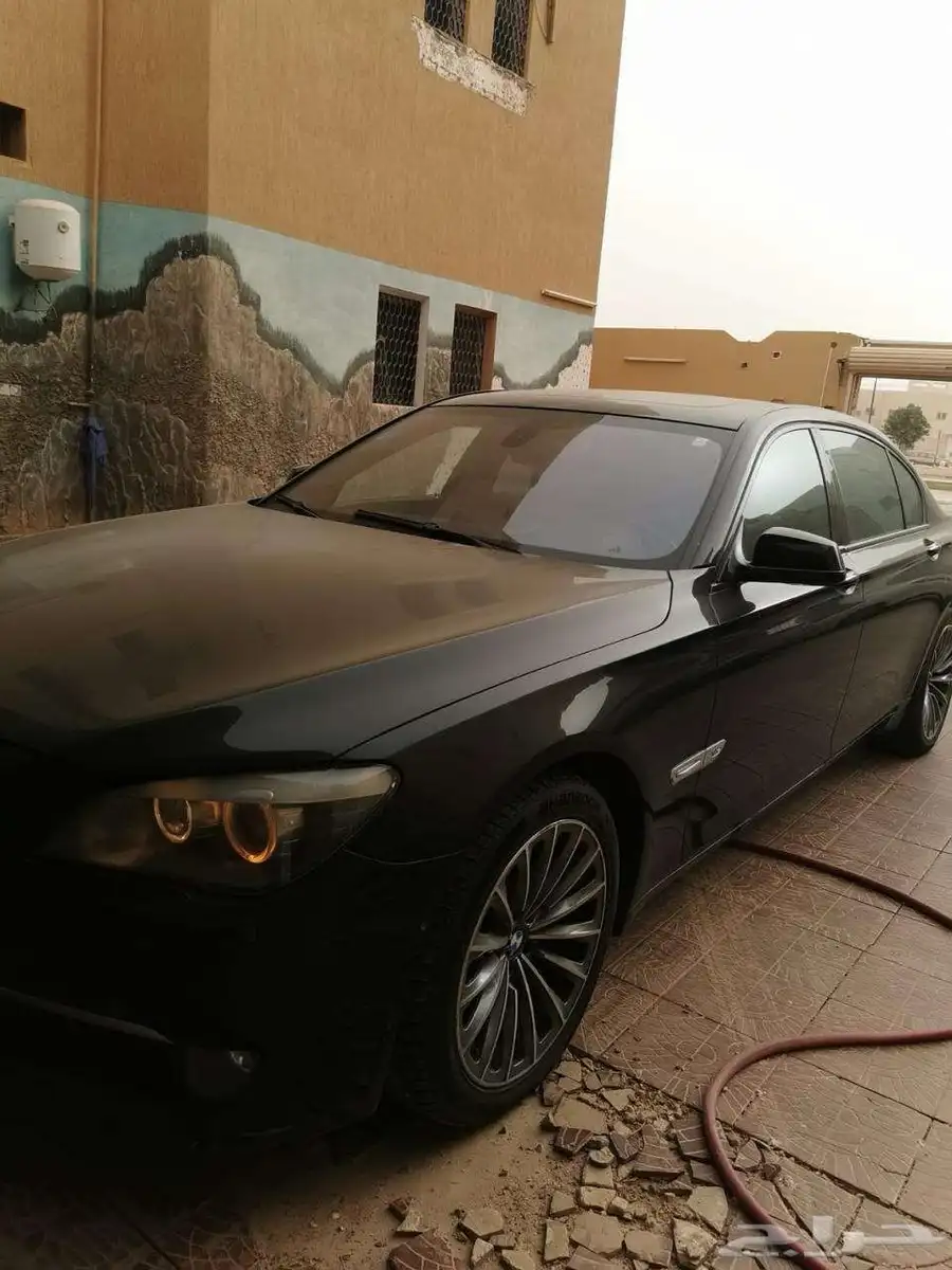bmw 750 2011 10