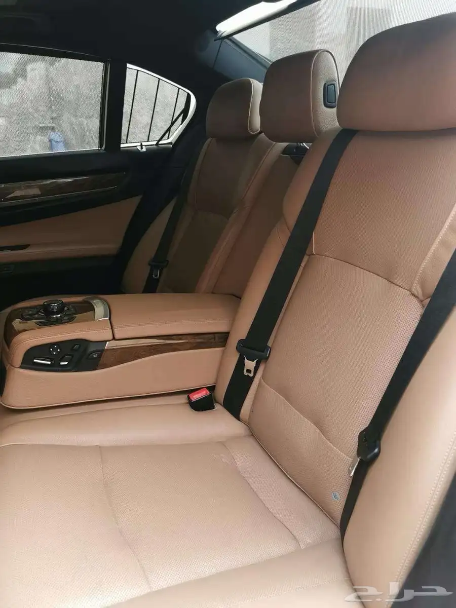 bmw 750 2011 4